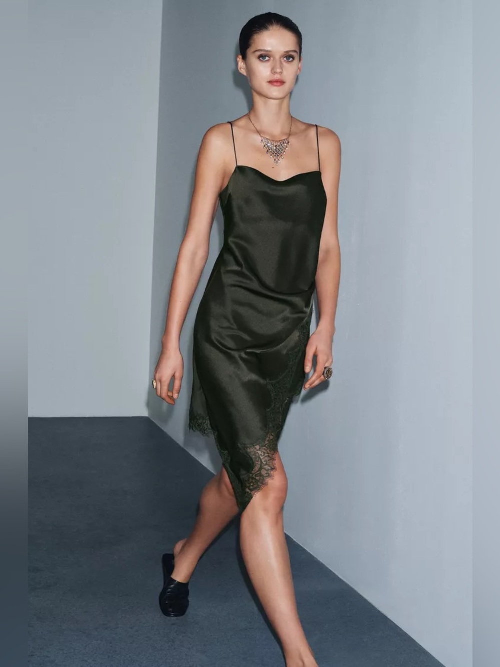 ZARA ZW COLLECTION LACE CAMISOLE TOP - Picture 3 of 16